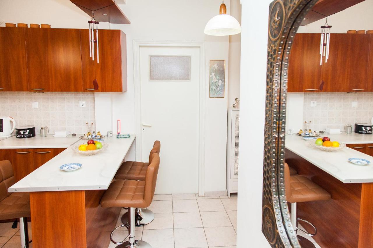 Vintage Apartment In Downtown Athens! Экстерьер фото